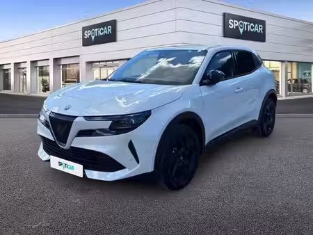Alfa Romeo Junior Ibrida 1.2 145