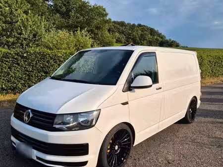 Volkswagen Transporter T6 2.0 TDI 102