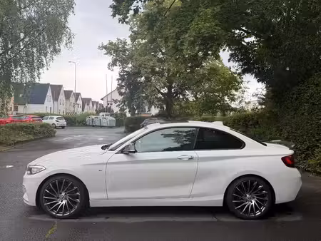 BMW Série 2 225d 2.0 218
