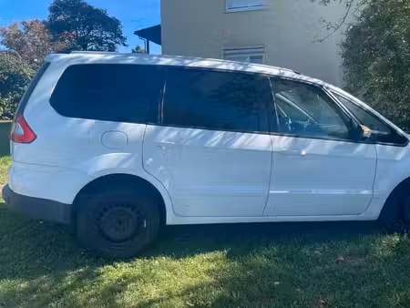 Ford Galaxy 1.6 160