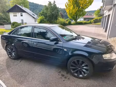 Audi A4 1.6 102
