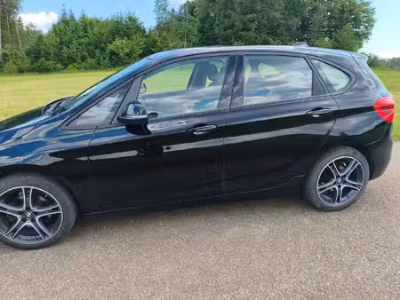 BMW Série 2 218i 1.5 136