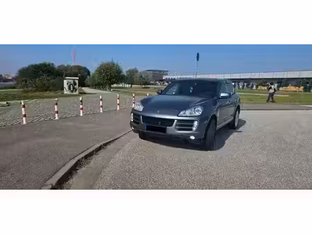 Porsche Cayenne V6 3.0 4x4