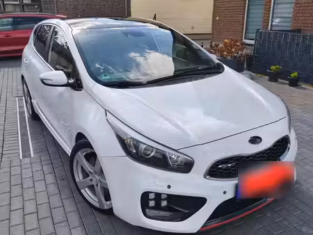 Kia Ceed GT 1.6 T GDi 204