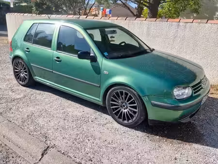 Volkswagen Golf 1.9 TDI 110