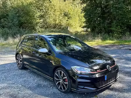 Volkswagen Golf GTI 2.0 245 Performance