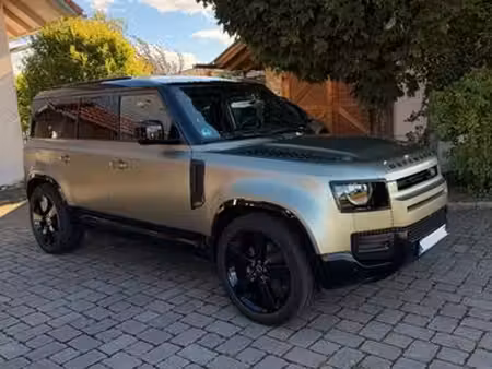 Land Rover Defender D250 3.0 249 X-Dynamic SE 4x4