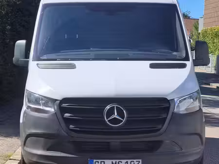 Mercedes-Benz Sprinter 114