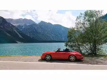 Porsche 911 Carrera 4 3.6