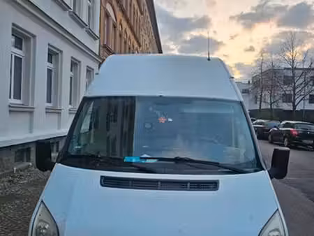 Ford Transit 2.4 TDCi 101