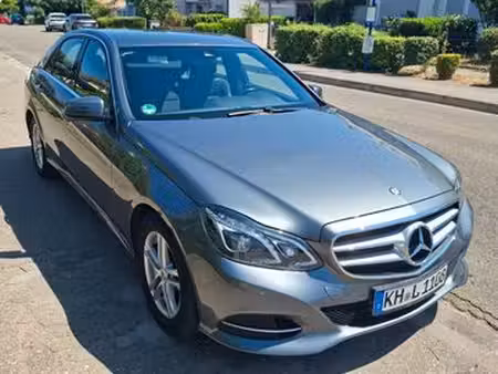 Mercedes-Benz Classe E E 200 2.1 136