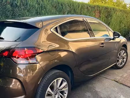 DS 4 1.6 HDi 115