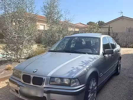 BMW Série 3 325d 2.4 115
