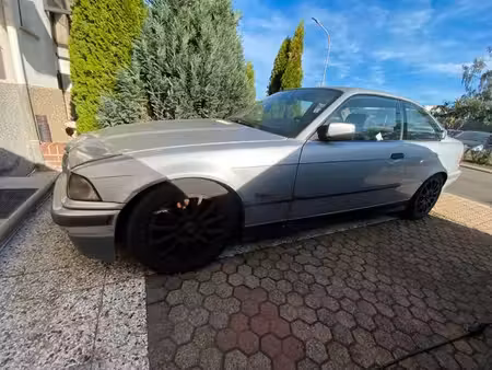 BMW Série 3 316 1.6 102