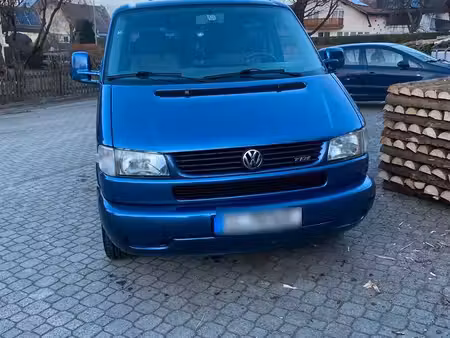 Volkswagen Transporter T5 2.5 TDI 102