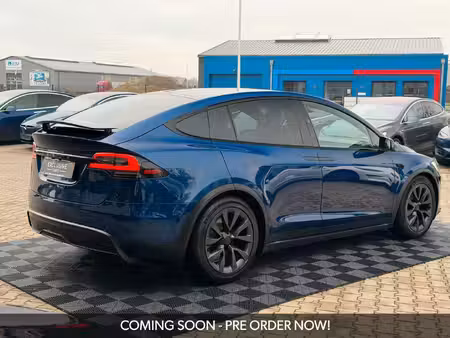 Tesla Model X 670 4x4