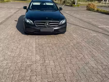 Mercedes-Benz Classe E E 200