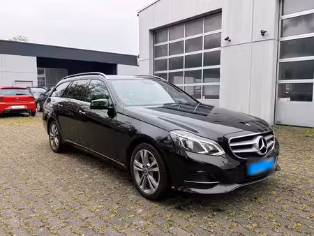 Mercedes-Benz Classe E E 200 2.1 136