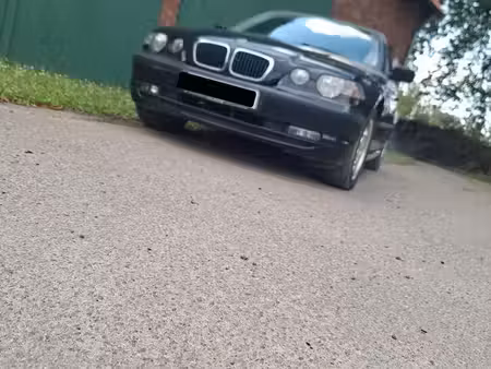 BMW Série 3 316i 1.8 115