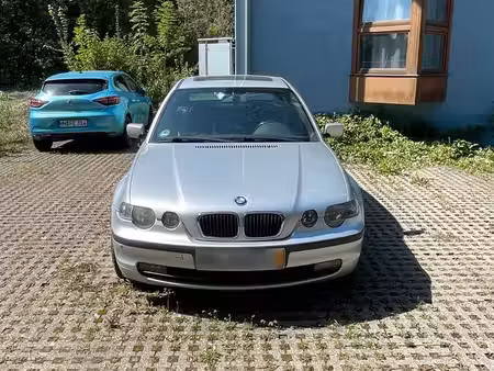 BMW Série 3 318i 2.0 143