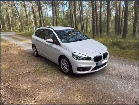 BMW Série 2 218i 1.5 136