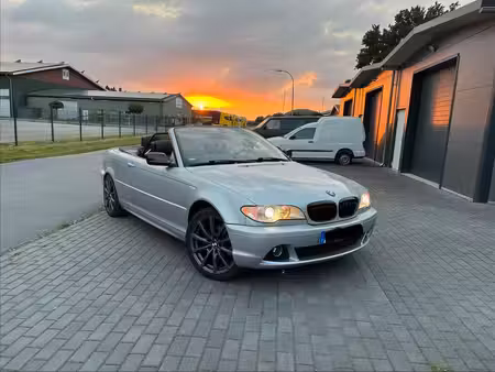 BMW Série 3 318i 2.0 143