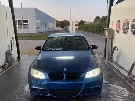 BMW Série 3 325i 218