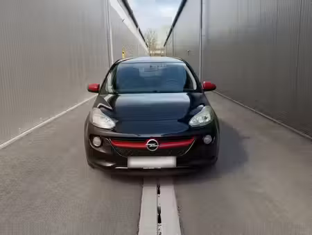 Opel Adam Slam