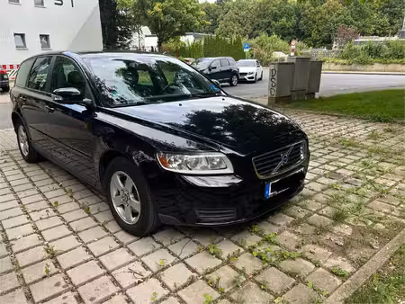 Volvo V50 