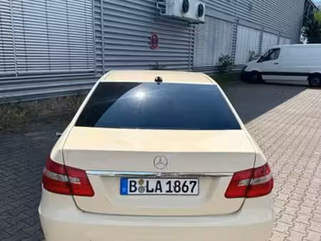 Mercedes-Benz Classe E E 200 2.1 CDI 136