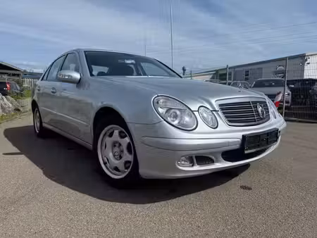 Mercedes-Benz Classe E E 200