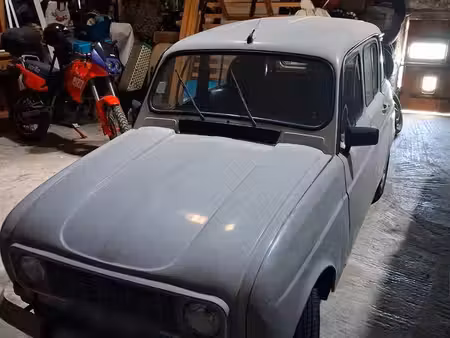 Renault R4 4L