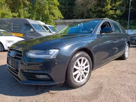 Audi A4 2.0 TDI 177 Attraction quattro