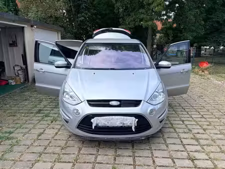 Ford S-Max 2.0 EcoBoost Titanium