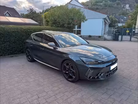 Cupra Leon 2.0 TSI 300