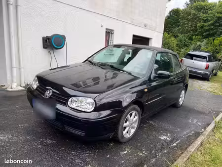 Volkswagen Golf 1.6 100