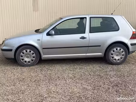 Volkswagen Golf 1.9 TDI 105