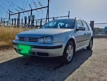 Volkswagen Golf 1.4 75 L