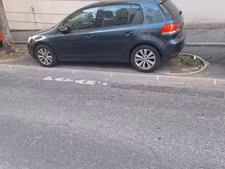 Volkswagen Golf 1.6 TDI 105