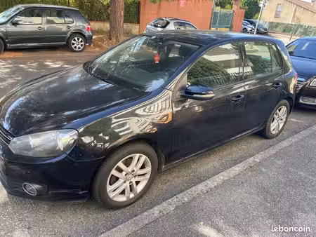 Volkswagen Golf 1.6 TDI 105
