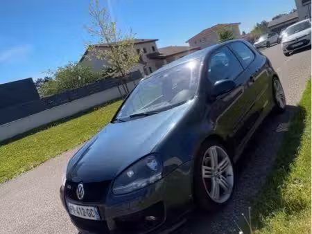 Volkswagen Golf GTI 2.0 200
