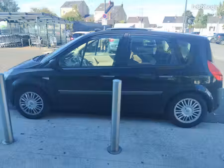 Renault Scénic 1.9 dCi 130