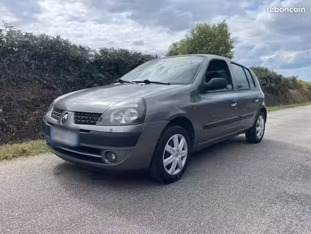 Renault Clio 1.2 75