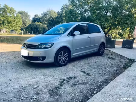 Volkswagen Golf 1.6 TDI 105