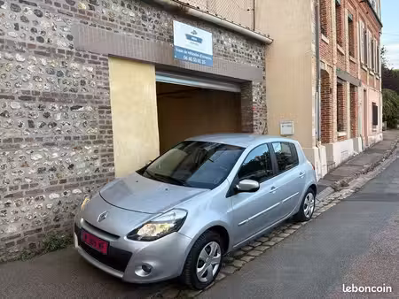 Renault Clio 1.2 75