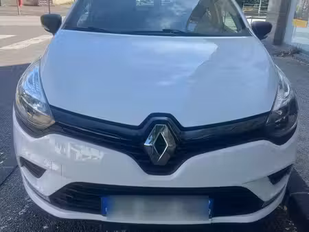 Renault Clio 75