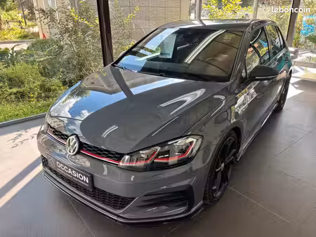 Volkswagen Golf GTI TCR 2.0 TSI 290