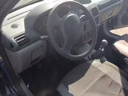 Renault Clio 1.2 58