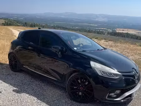 Renault Clio RS Trophy 1.6 T 220