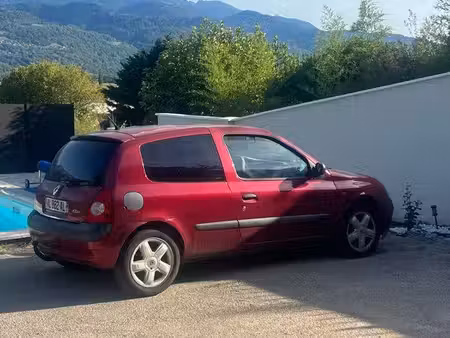 Renault Clio 1.4 98